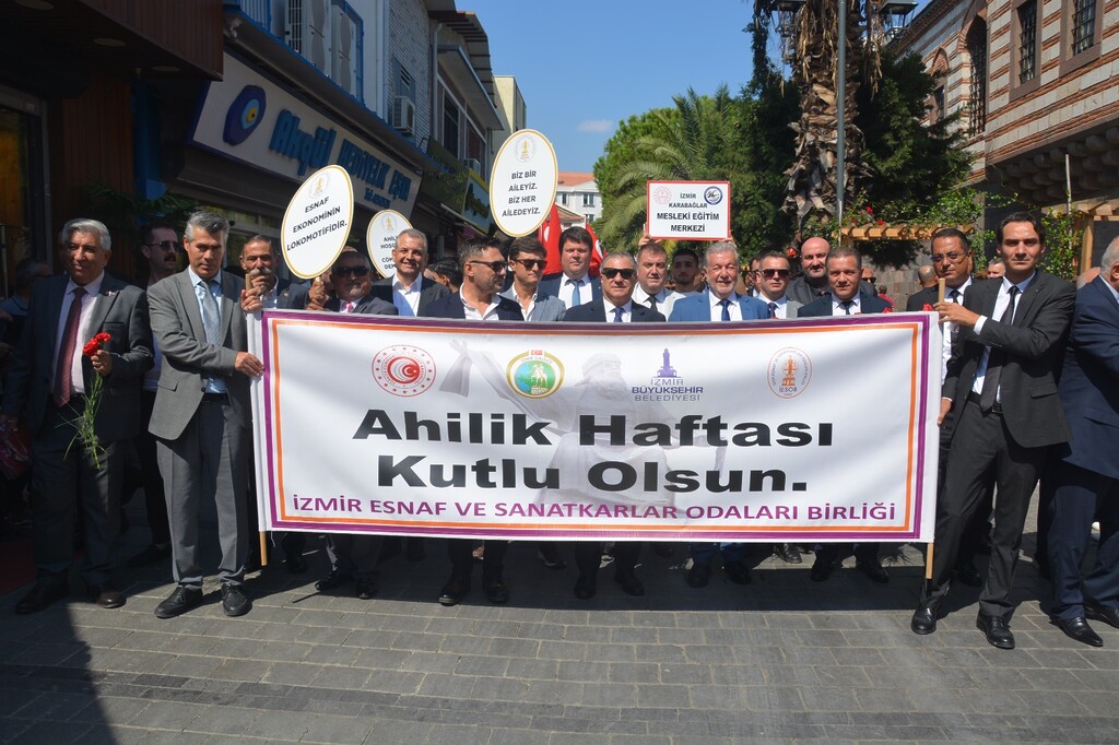 İzmir'de Ahilik Günü Kutlaması