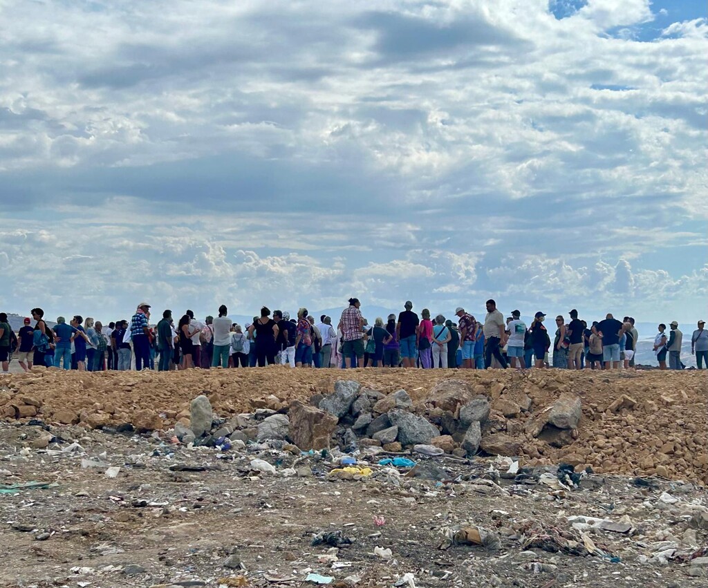 Foça Doğa ve Çevre Talanına Hayır PLatformu, Foça'daki yangınlarla ilgili bir basın açıklaması yaptı