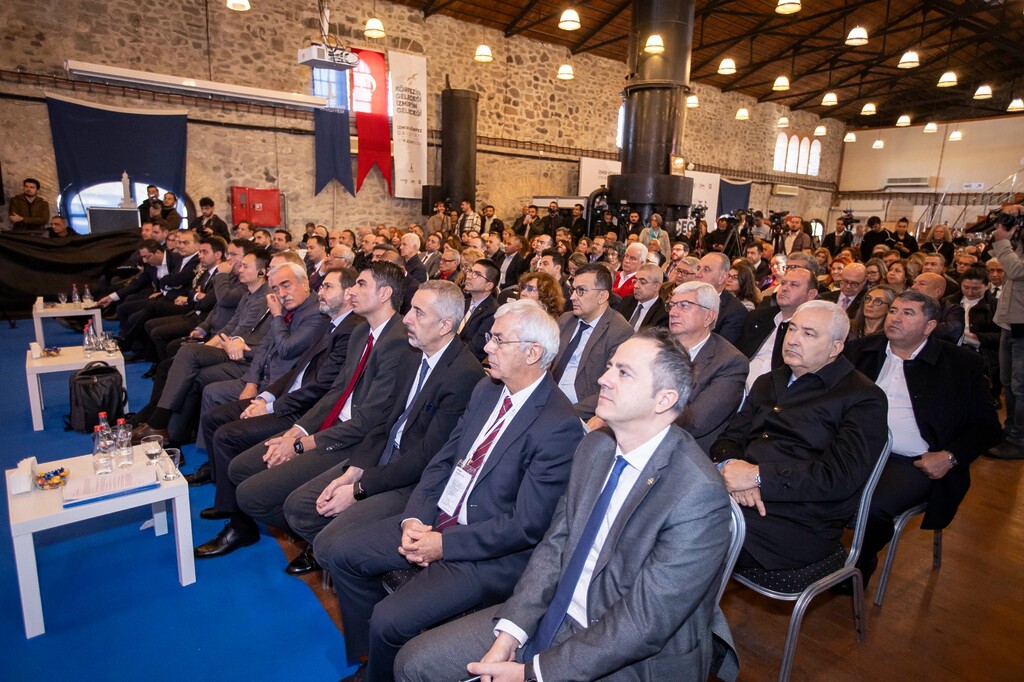 İzmir Körfezi’nin geleceğinin konuşulacağı çalıştay başladı