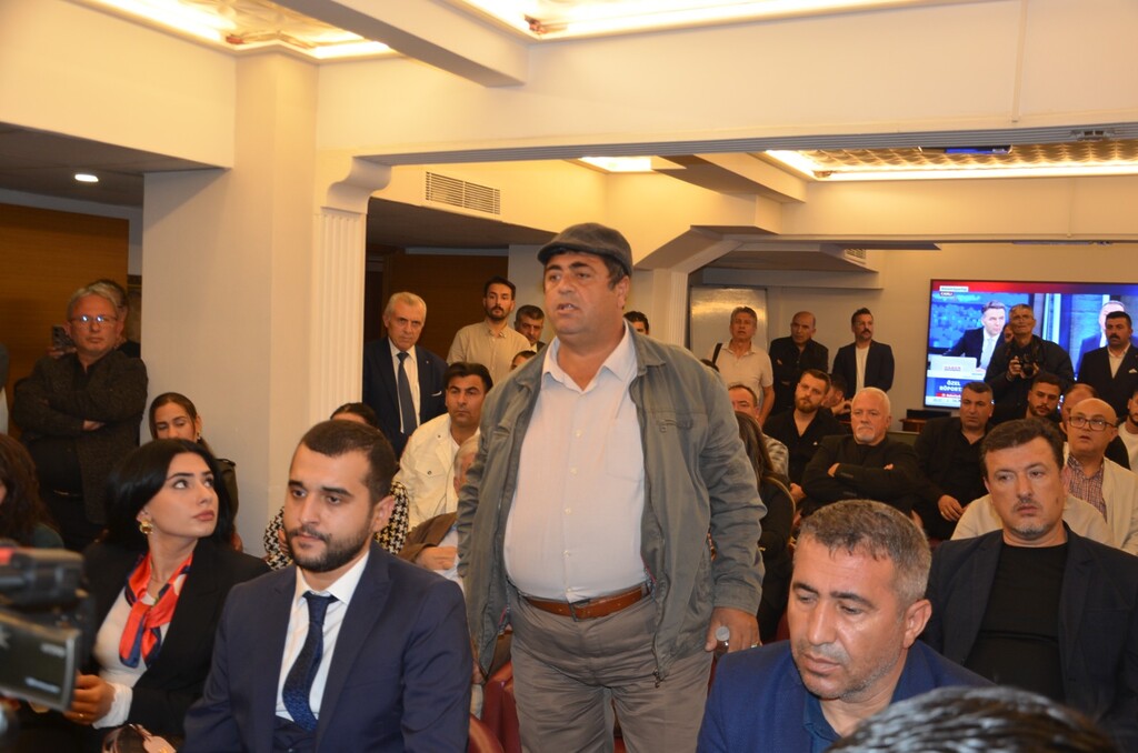 Anahtar PARTİ İzmir'de Mehmet Efe'yi il koordinatörlüğü görevine getirdi