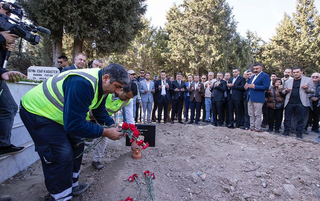 Selçuk Ayhan Son Yolculuğuna Uğurlandı