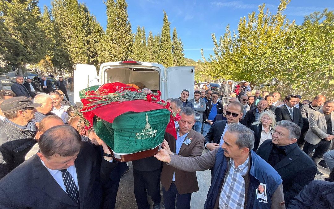 Selçuk Ayhan Son Yolculuğuna Uğurlandı