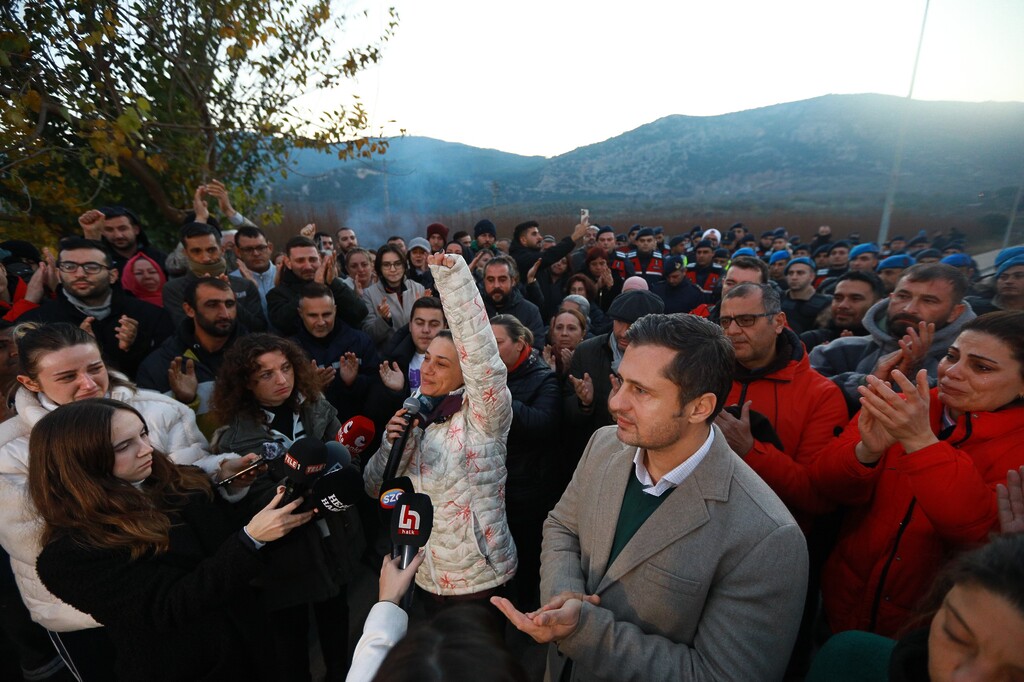 ÖZGÜR ÖZEL, MERYEM ANA EVİ NÖBETİNE DESTEK OLMAYA GELİYOR