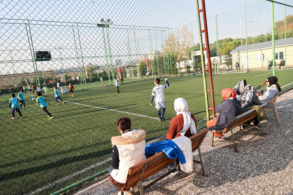 Buca Belediyesi’nin kış spor kurslarına büyük ilgi