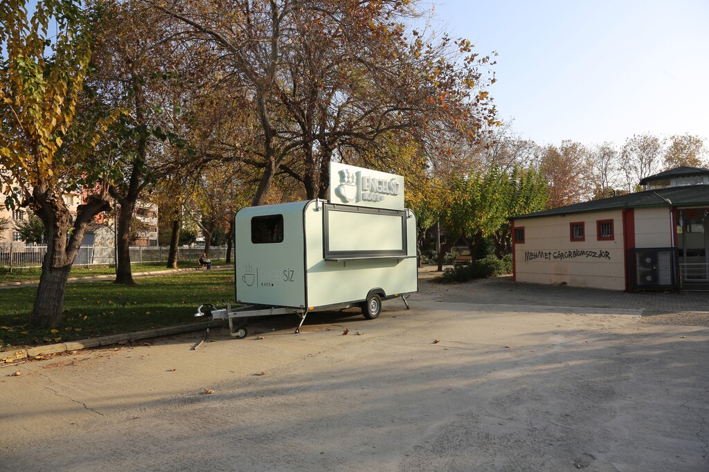 Efes Selçuk'ta Kent Lokantası Öğrenci Otobüsü 2 Aralık Pazartesi günü, Engelsiz Kafe ise 3
Aralık Salı günü hizmet vermeye başlayacak.