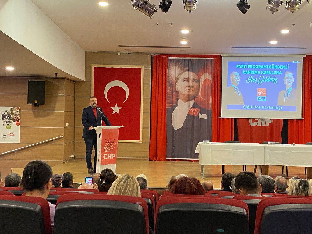 CHP Çiğli CHP Çiğli Danışma Kurulu yapıldı