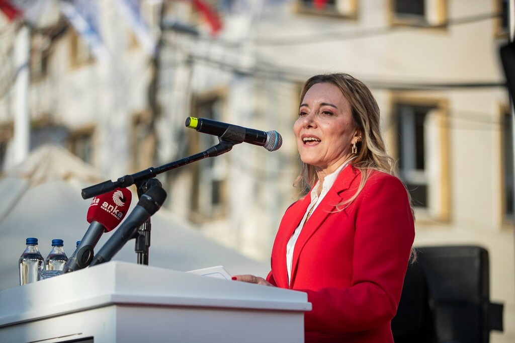 Özgür Özel; "Körfezi temizleme yetkisi bakanlıkta ama yapmıyor."