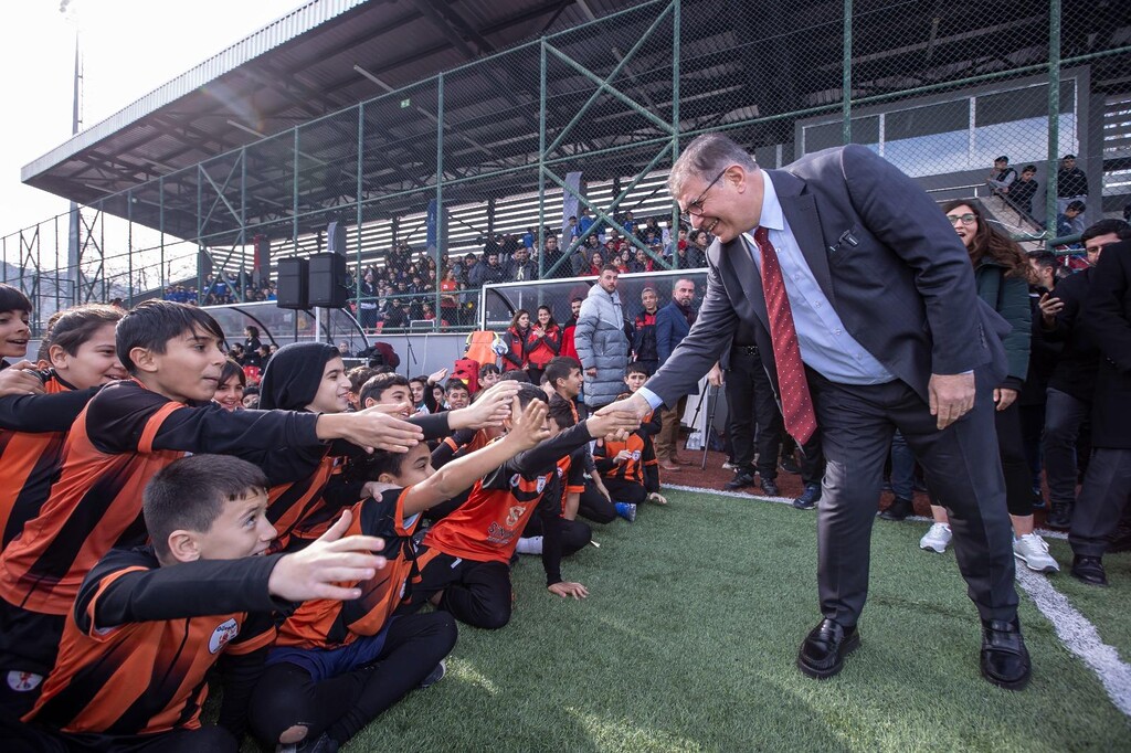 Sponsorluk Büyükşehir’den santra Başkan Tugay’dan