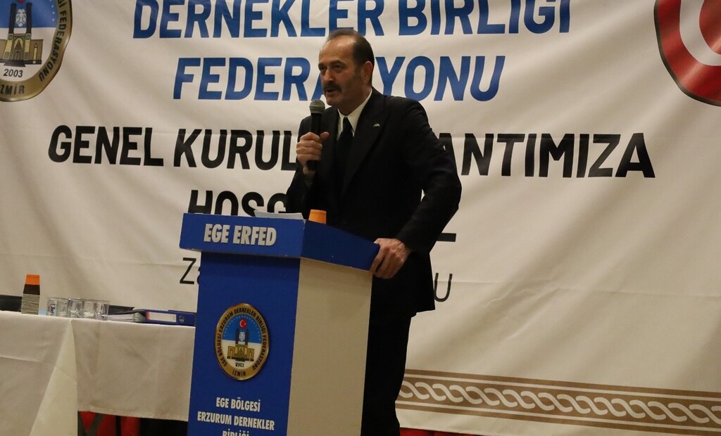 Ege Bölgesi Erzurum Dernekleri Federasyonu, 8. Genel Kurulunu Çiğli Belediyesi Fakir Baykurt Salonu'nda düzenledi