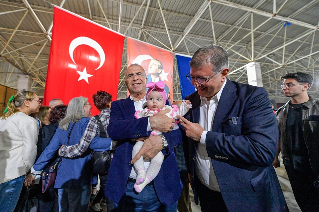 Halkın sofrası Gaziemir'de kuruldu