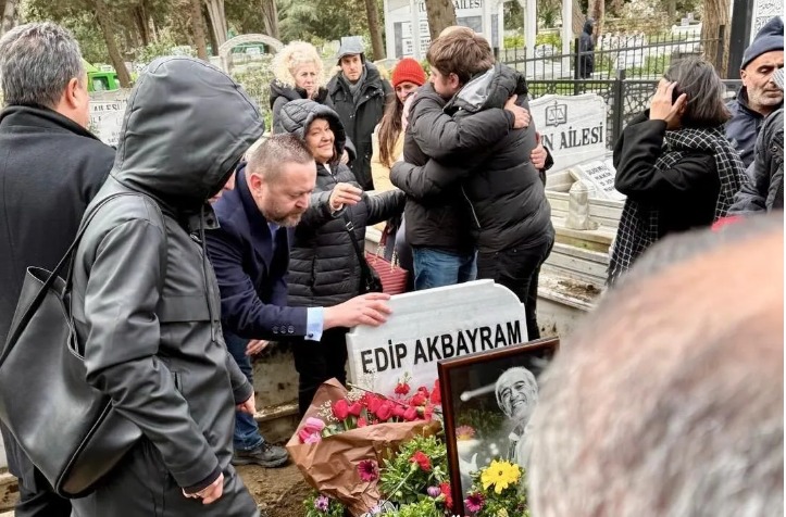 Hasan Ünaldan Edip Akbayram'a veda mesajı