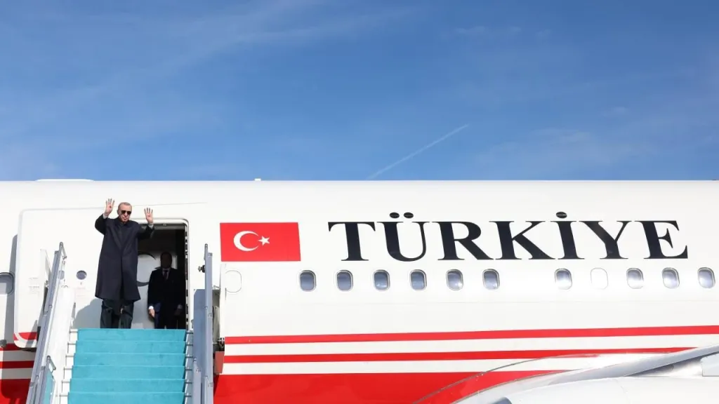 Cumhurbaşkanı Erdoğan, İtalya’dan yurda döndü!