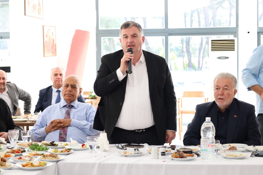 İzmir’de Lezzet Şöleni: Lokantacılar ve Gazinocular Odası’ndan Renkli Yarışma