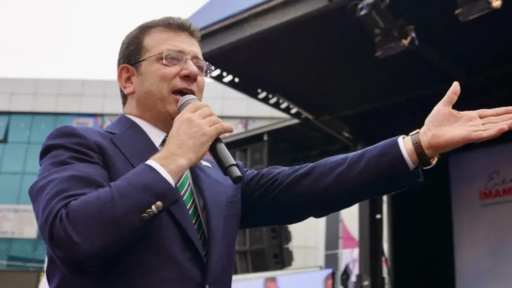 İmamoğlu: ‘Cumhurbaşkanına Hakaret’ diye bir suç olmayacak