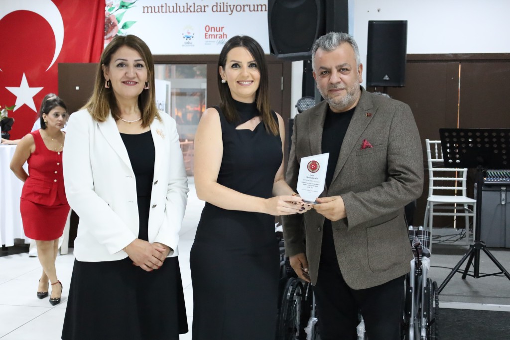 Muhtarlar Engel Tanımadı; Çiğli’de 100 Hayata Umut Oldular