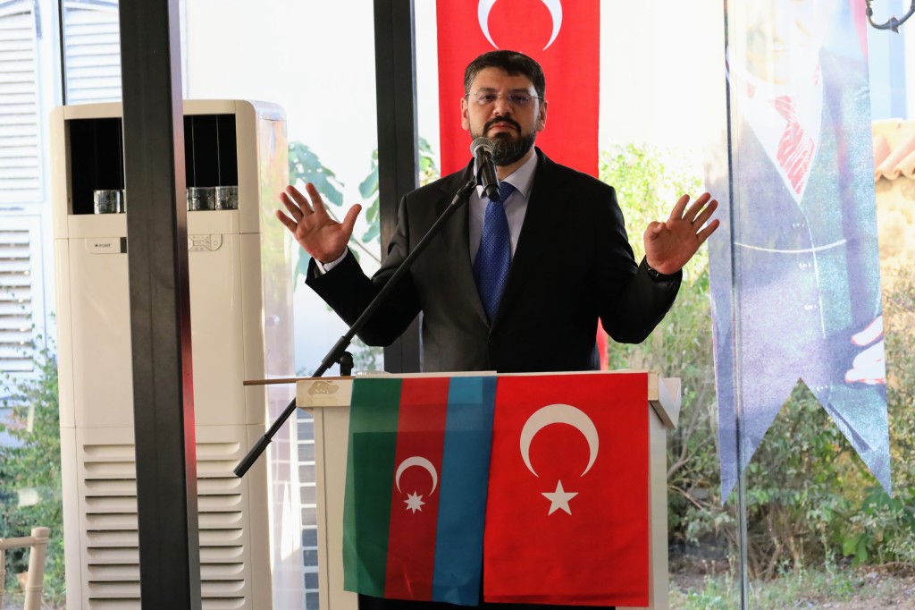 Batı Azerbaycan’a Dönüş Çağrısı Bornova’dan Yükseldi