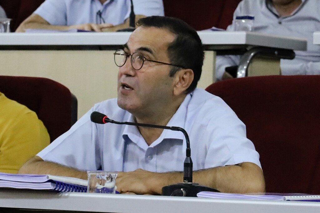 Çiğli Meclisi'nde Harmandalı Tartışması Büyüdü