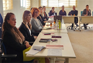 Kentler, genç kadınlar için daha “eşit” olacak