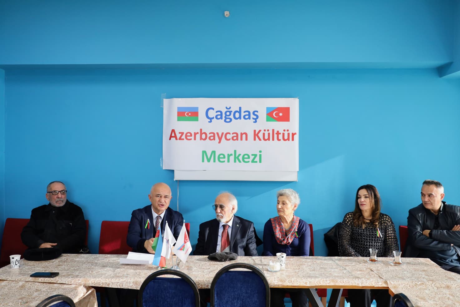 21 Azer İzmir'de anıldı