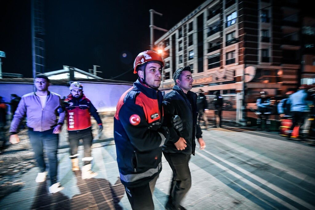 Menemen İZBAN İstasyonu’nda deprem ve kaza tatbikatı