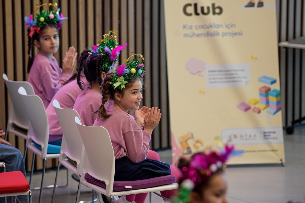 Geleceğin mühendis kızları, yaratıcılığı teknolojiyle buluşturdu