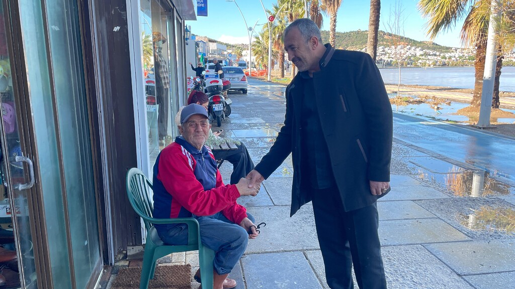 AK Parti’li Genç’ten Foçaköy İncelemesi: “Vatandaş Evine Ulaşamıyor”