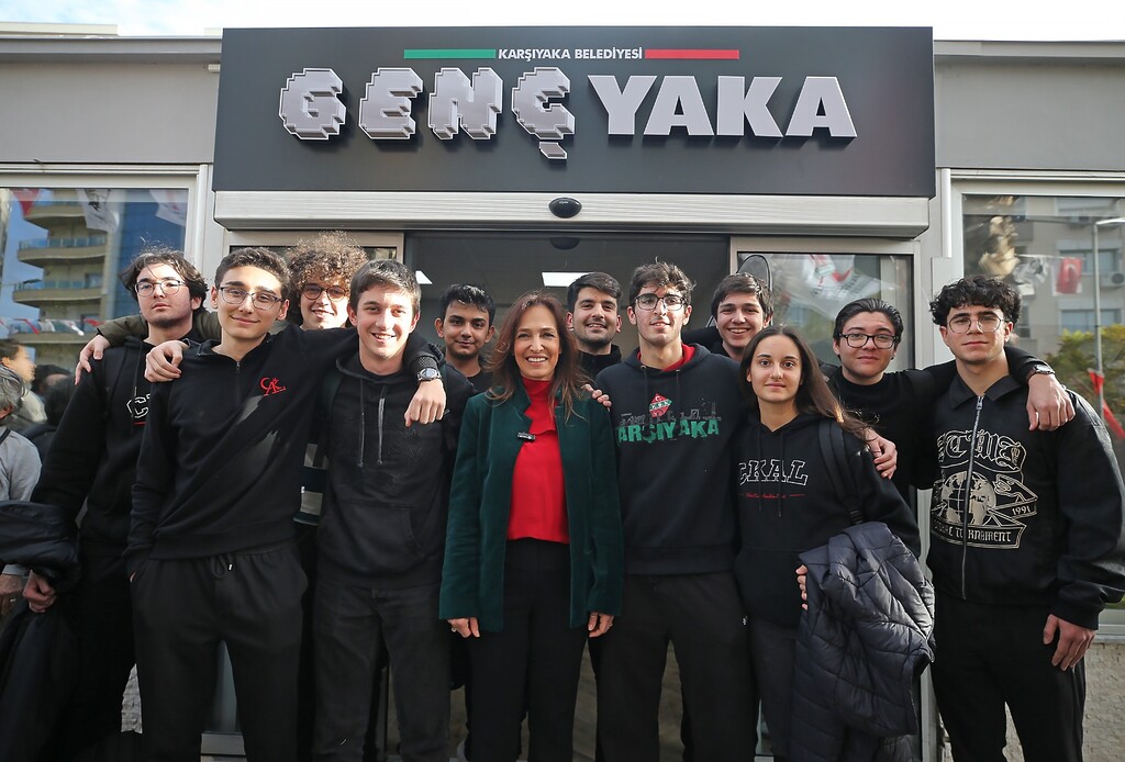 Genç Yaka, gençlerin yeni gözdesi oldu