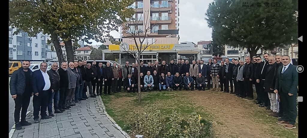 Ege Bölgesi Erzurum Dernekler Birliği Federasyonu'ndan Yeni Yıl İstişare Kahvaltısı