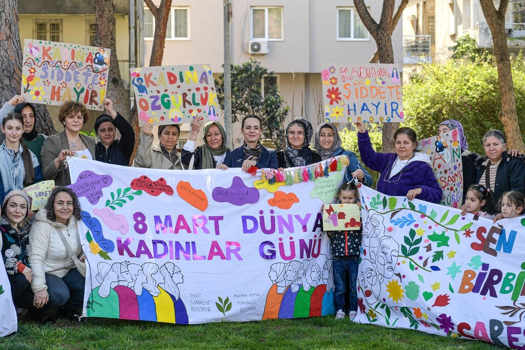 8 Mart Dayanışma Noktalarında kadınların sesi yükseldi