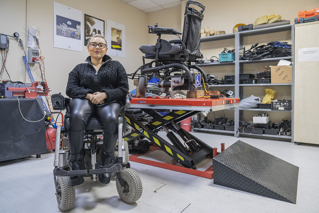 İzmir’den “özgürlük istasyonu”