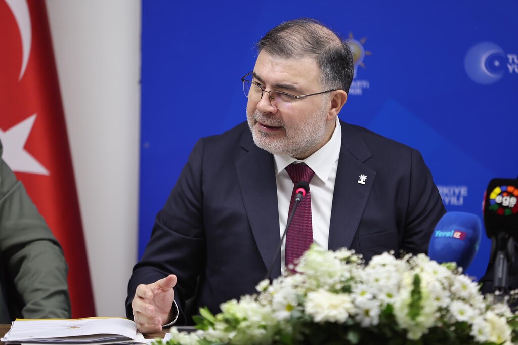 “Bitirilemeyen proje, engelleme, beceriksilik arıyorlarsa kendilerine baksınlar”