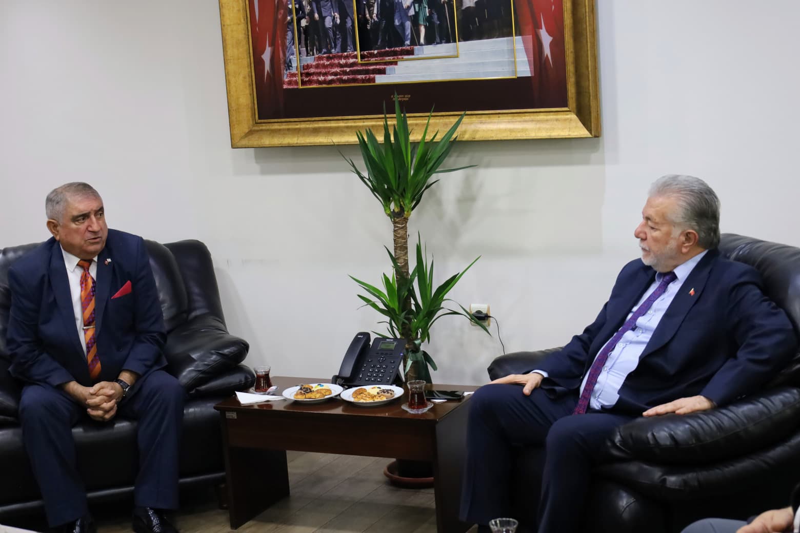 Çiğli Esnaf ve Sanatkarlar Odası'ndan Yalçın Ata'ya tam destek