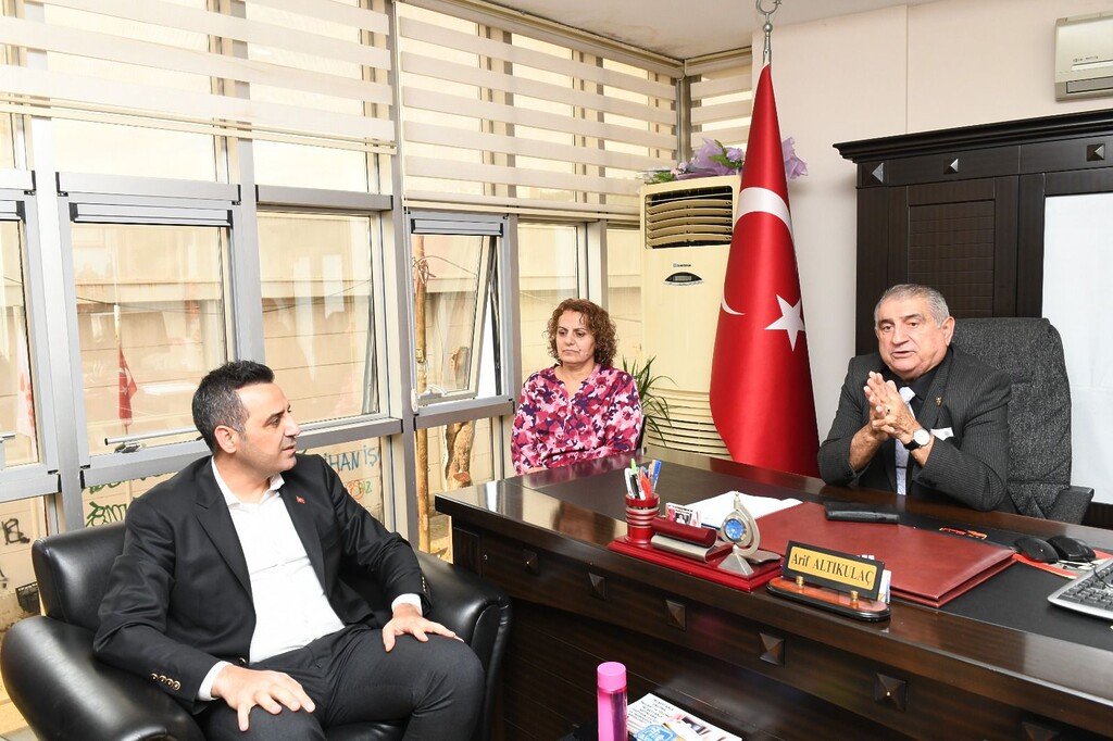 Çiğli Belediye Başkanı Onur Emrah Yıldız'dan Arfi Altıkulaç'a ziyaret