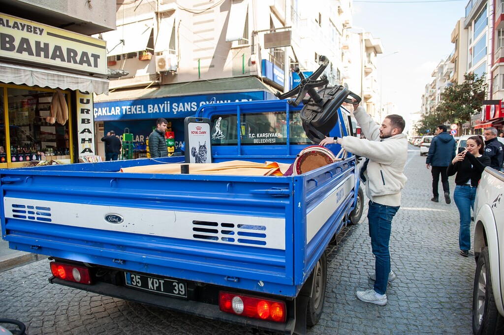 Karşıyaka’da işgal denetimleri hız kesmiyor