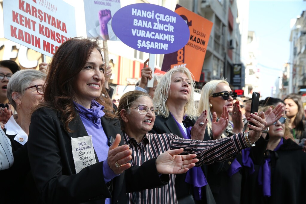 Karşıyaka’da dolu dolu 8 Mart!