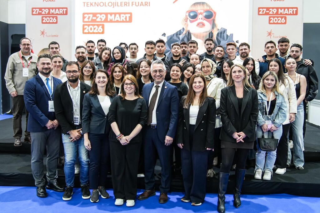 Görme sağlığının geleceği İzmir’de konuşuldu