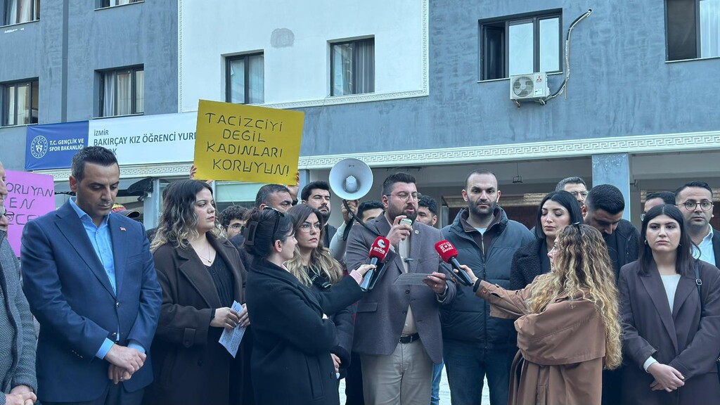 CHP Çiğli Gençlik Kolları Mertcan Eroğlu; "Bu korkunun hesabını soracağız"