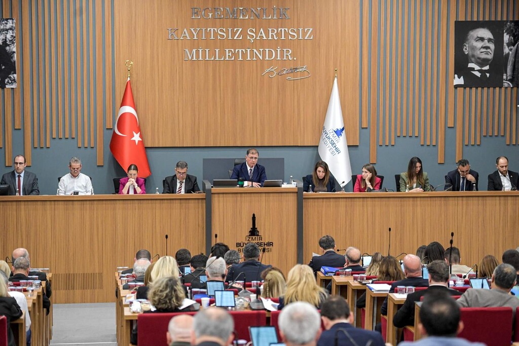 Başkan Tugay’dan kentsel dönüşüm açıklaması