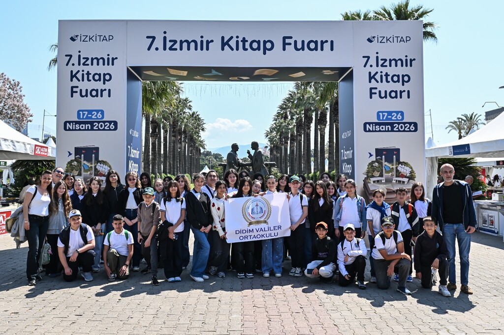 İZKİTAP öğrencilerin buluşma noktası oldu