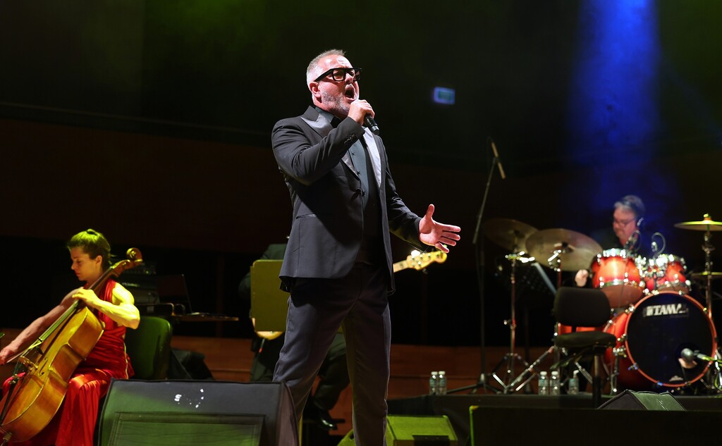 Luca Minnelli İzmir’de büyüledi