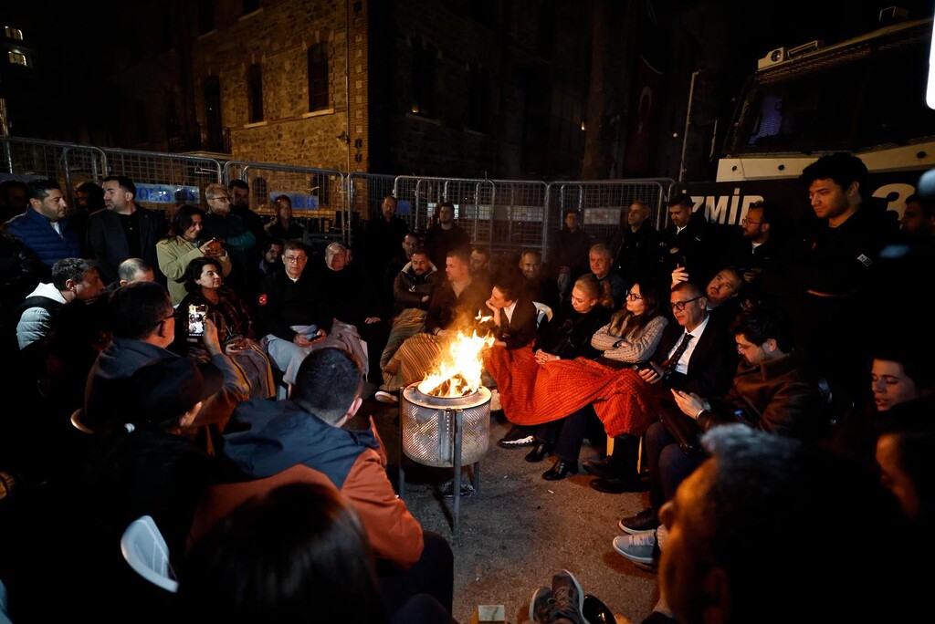 Tugay’dan Meslek Fabrikası önünde kararlılık mesajı: Tek başıma da olsam devam edeceğim