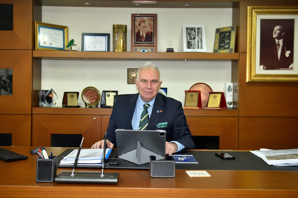 İAOSB Yönetim Kurulu Başkanı Cenk KARACE’nin 23 Nisan Ulusal Egemenlik ve Çocuk Bayramı Mesajı