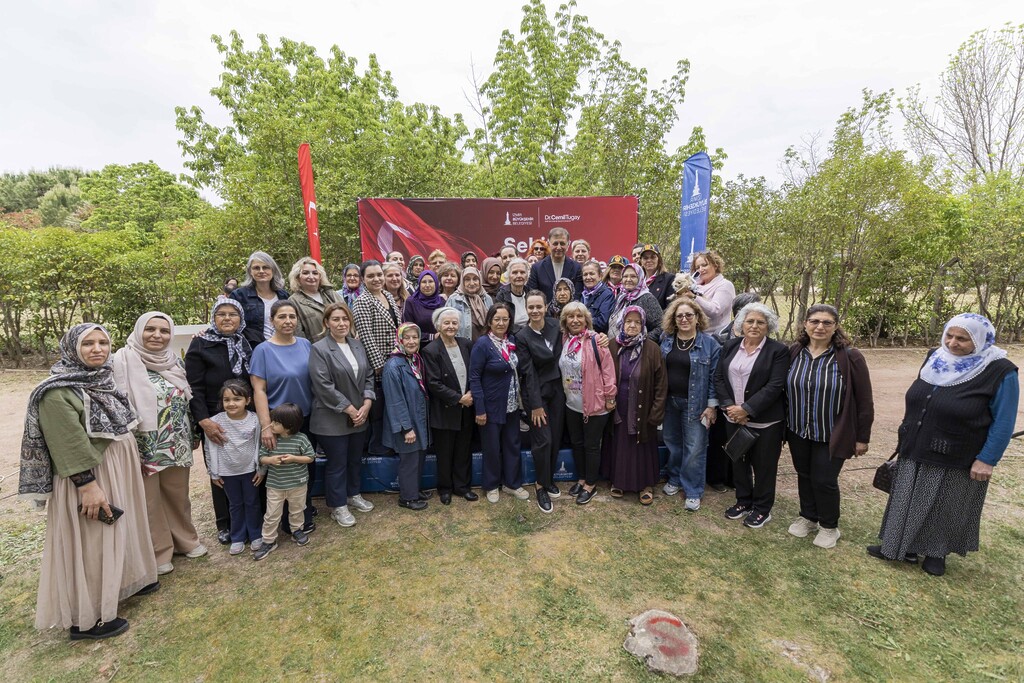 Başkan Tugay şehit anneleriyle bir araya geldi