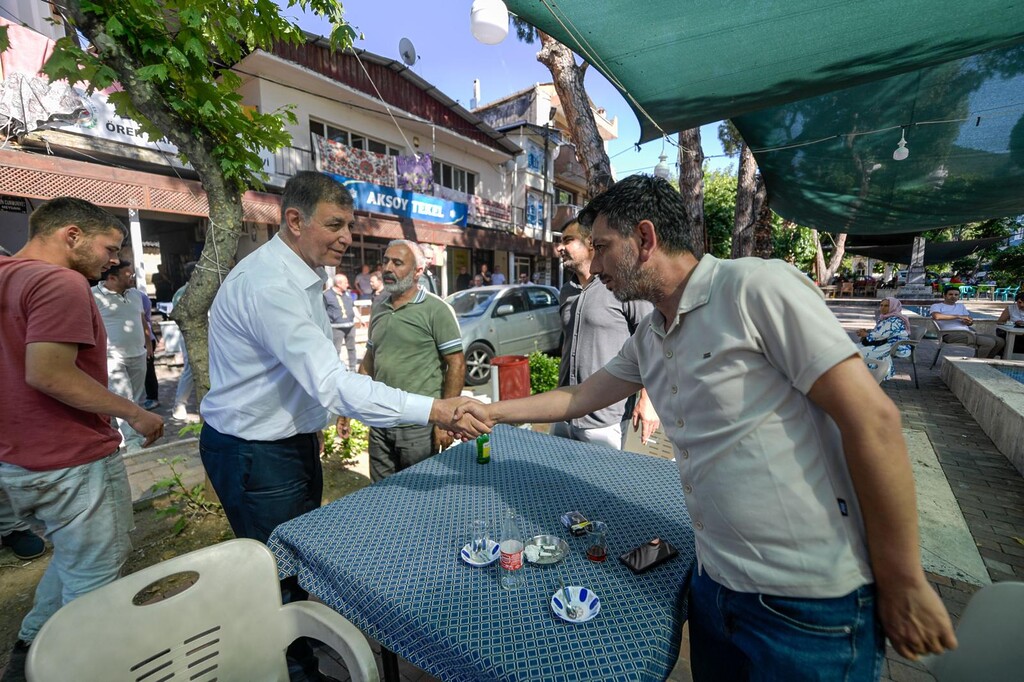 Başkan Tugay, kiraz kenti Kemalpaşa’da