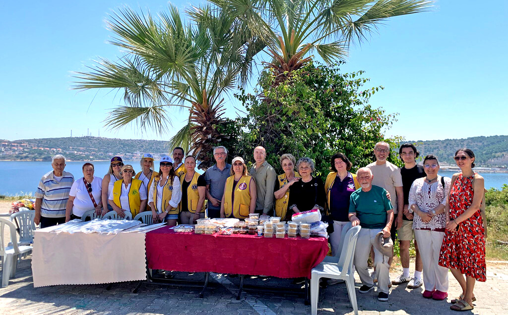 Çeşme’de, Ali İridere’nin Anısı Uçurtmalarla Yaşatıldı
