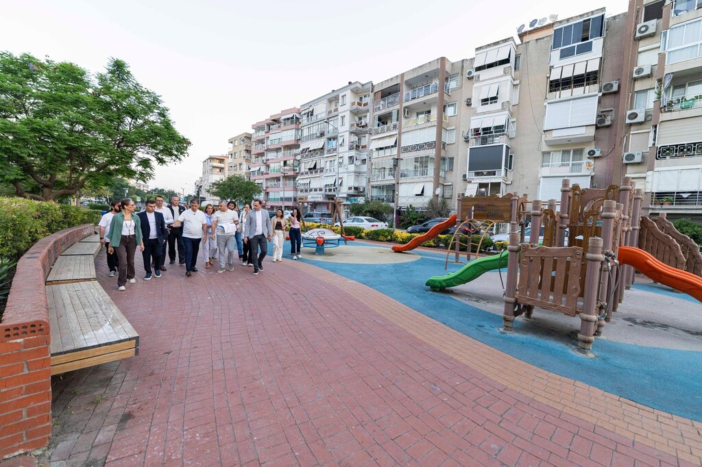 Karşıyaka’nın kalbine kesintisiz bisiklet yolu geliyor