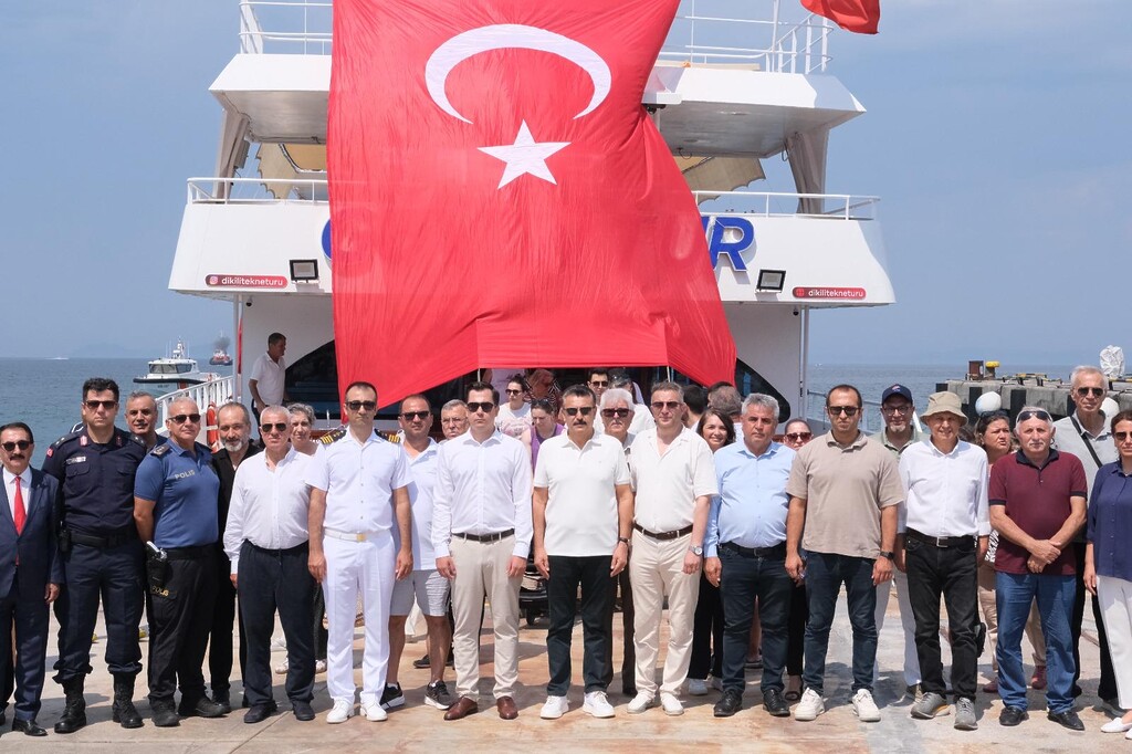 Dikili’de 100. Yıl Coşkusu: Kabotaj Bayramı Büyük Katılımla Kutlandı