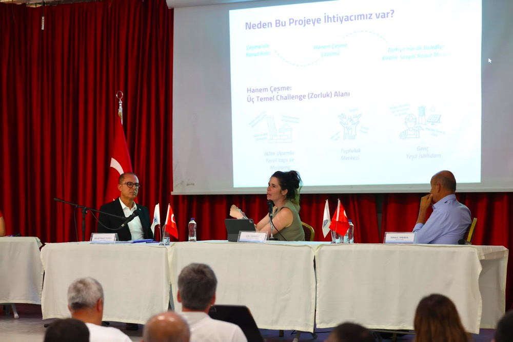 Başkan Denizli, Temmuz Meclisi’nde Çeşme’nin yatırım ve dönüşüm projelerini anlattı