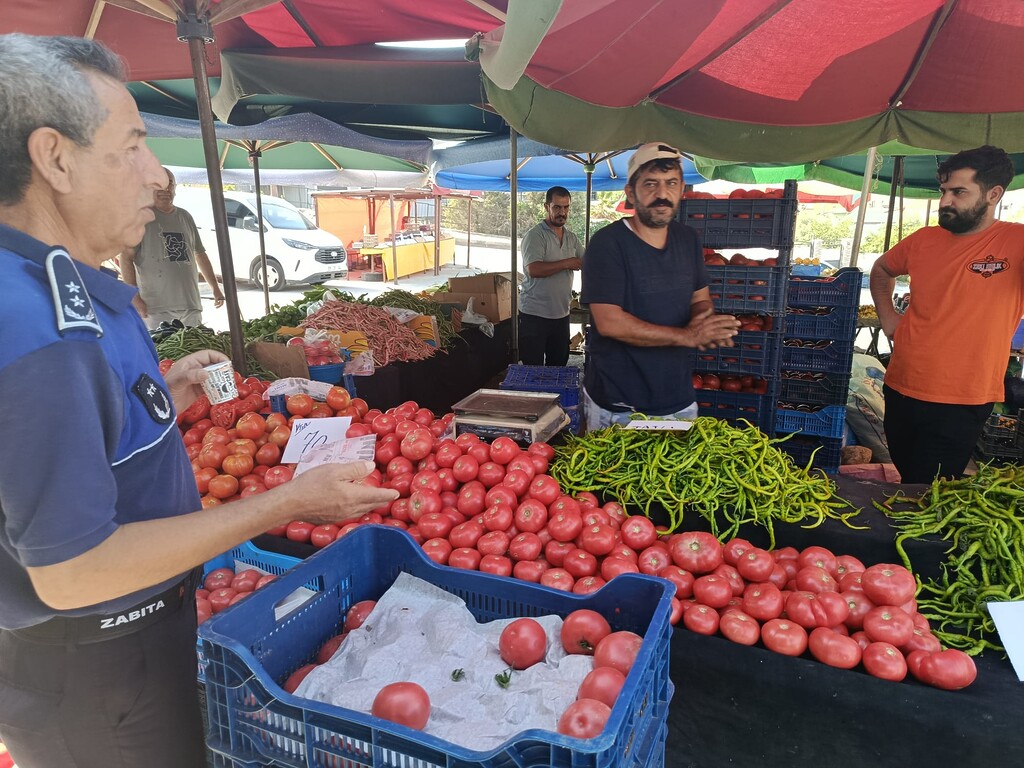 Çiğli Belediyesi’nden Atasanayi ve Semt Pazarlarında Kapsamlı Zabıta Denetimi