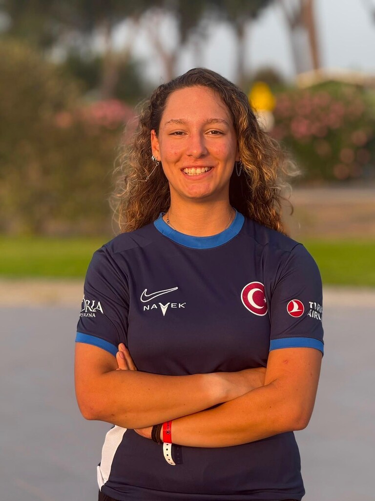 İzmir Büyükşehir Belediyesi’nin milli sporcuları Akdeniz Oyunları’nda madalya peşinde